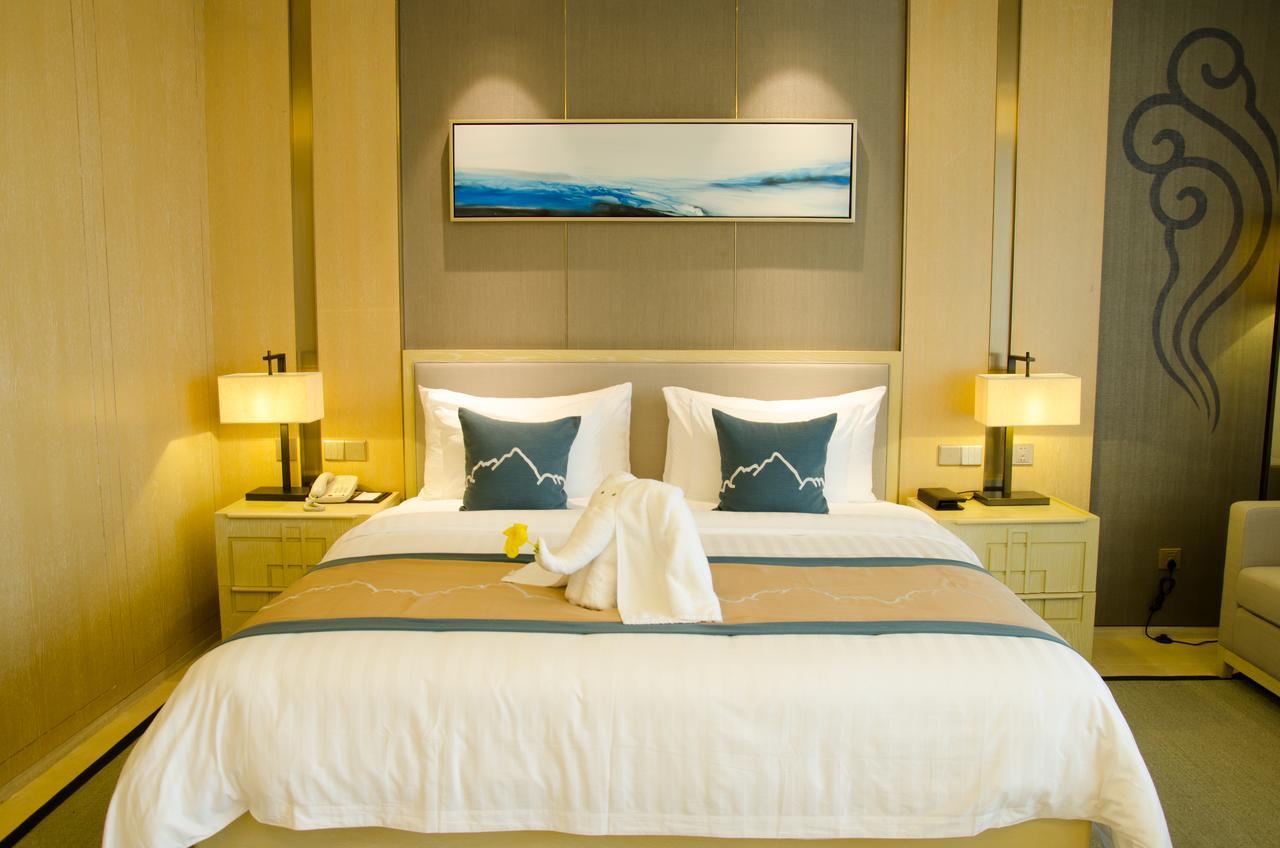 Grand New Century Hotel Sanya Exterior photo