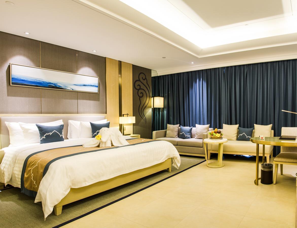 Grand New Century Hotel Sanya Exterior photo