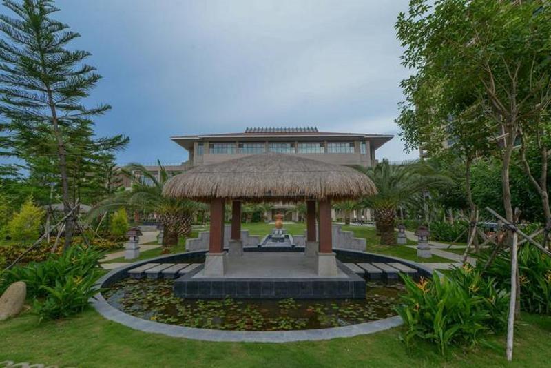 Grand New Century Hotel Sanya Exterior photo